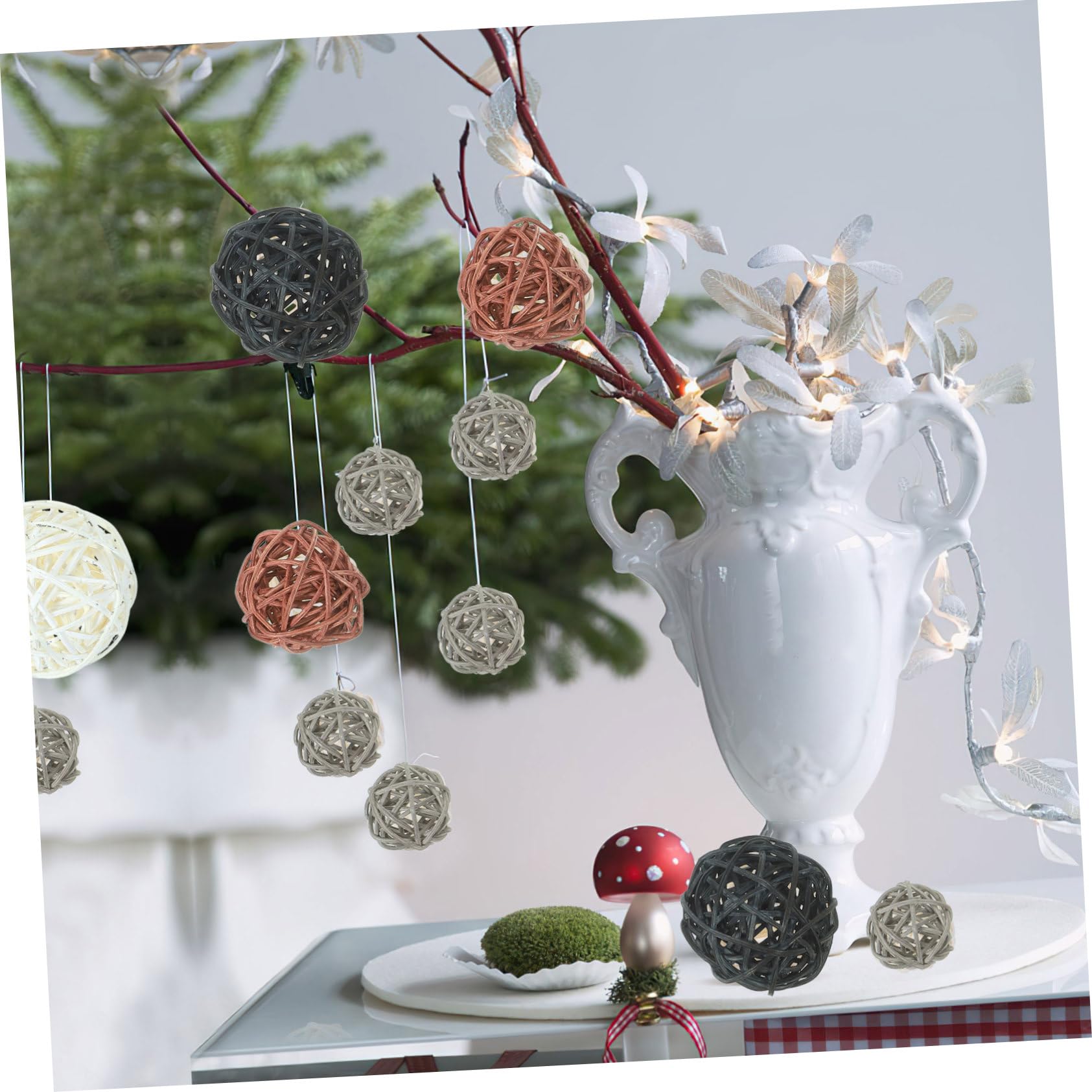 Cabilock 144 Piezas Decoración de Bolas de Mimbre Takraw batería de Luces de Hadas Bolas de Musgo árbol Juguetes para Mascotas Colgante de Bolas de ratán Manualidades Creativas Rota