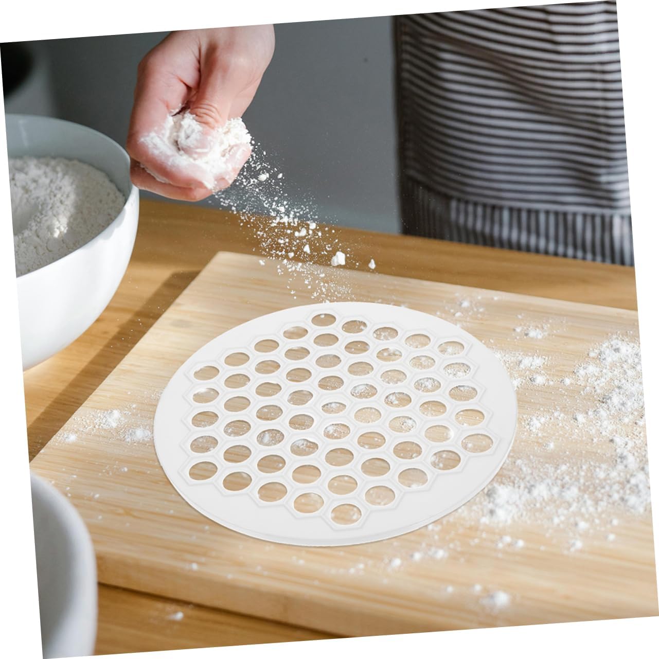 Zerodeko 2pcs Dumpling Quick Dumpling Maker for Homemade Ravioli Wontons and Pierogi Space-saving Kitchen Tool Easy Clean Nonstick Design Kitchen Accessory