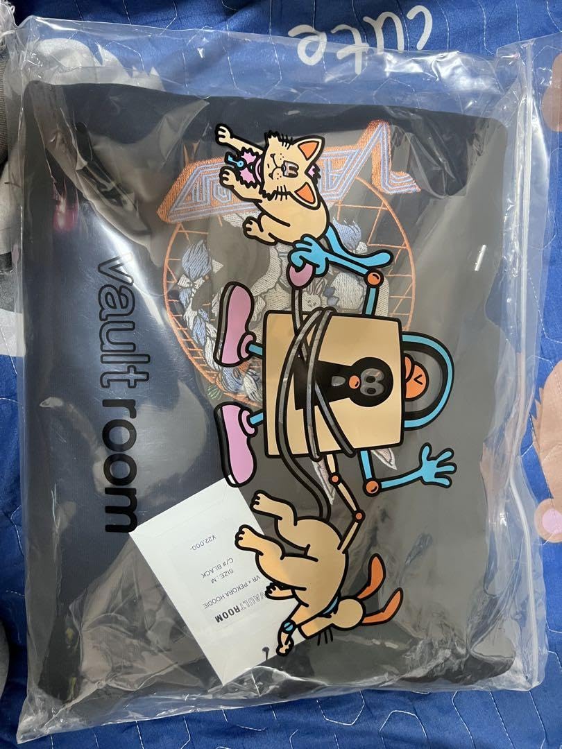 XLサイズ】vaultroom × 兎田ぺこら パーカー VAULTROOM ×兎田ぺこら