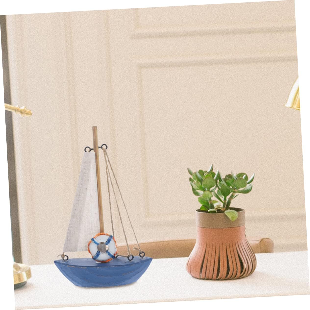 Uonlytech 3pcs Miniature Sailing Boat Craft Wooden Decor for Beach Room Nautical