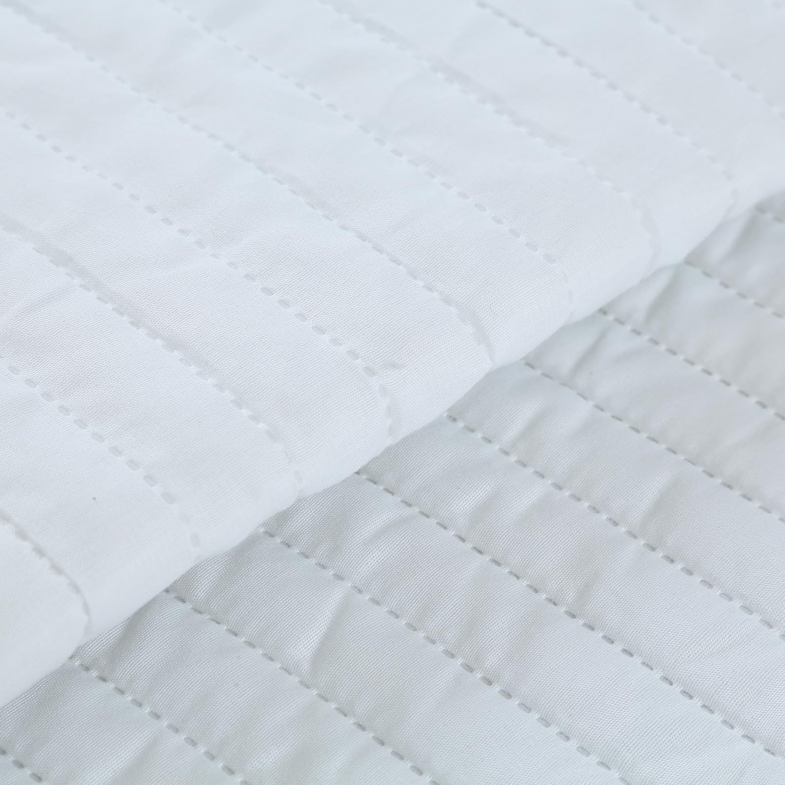 HaraDeco Cubrecama Blanco Reversible 300x260 cm para Cama 200 – Colcha Fina de Verano con Diseño de Volantes Elegantes, Ligera, Suave y Fácil de Lavar, Sin Funda de Almohada