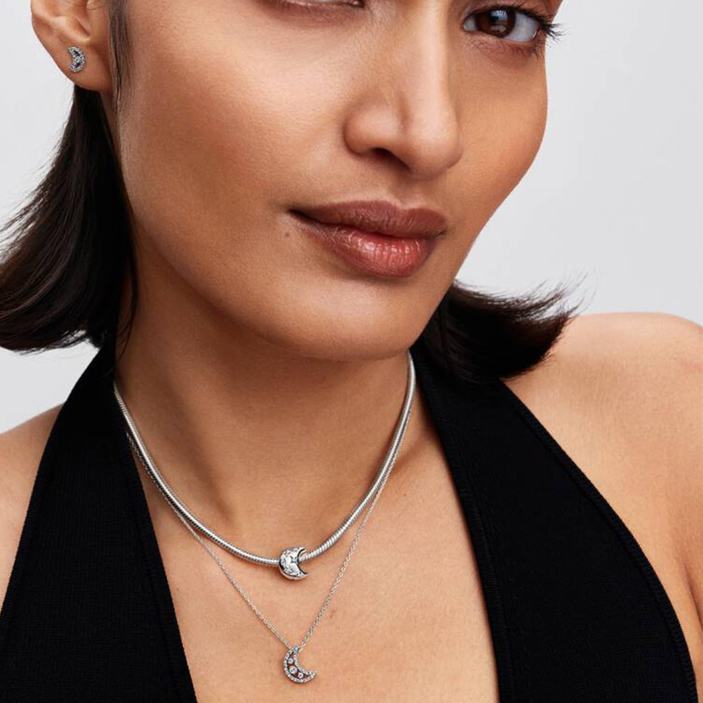 Pandora Moments Charm 794254C01 półksiężyc
