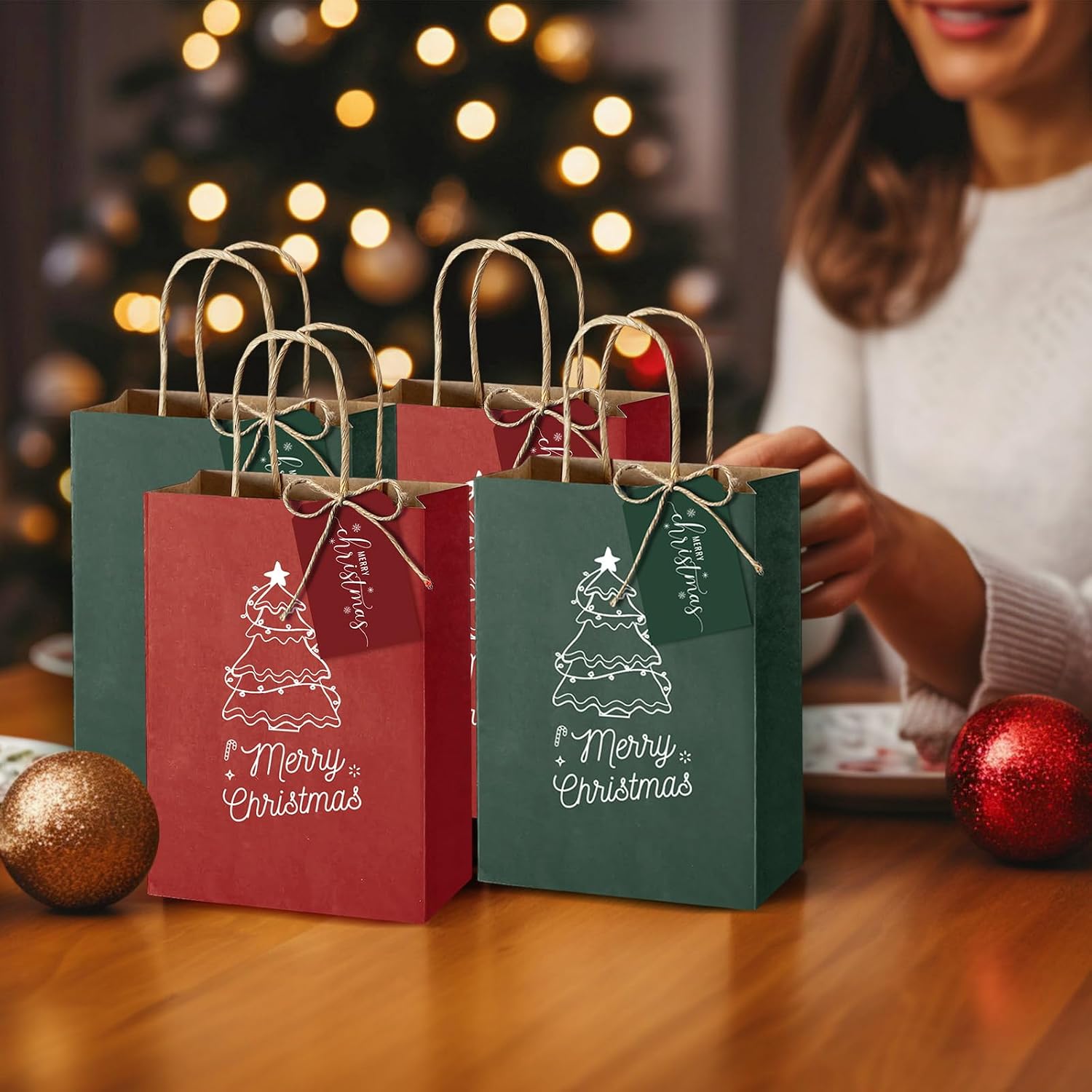 Jaloro 120 Set Christmas Paper Gift Bags with 120 Xmas Gift Tags Red and Green Treat Bags Merry Christmas Favor Goodie Kraft Paper Sack with Handles for Xmas Party Wedding Baby Shower Bridal Shower