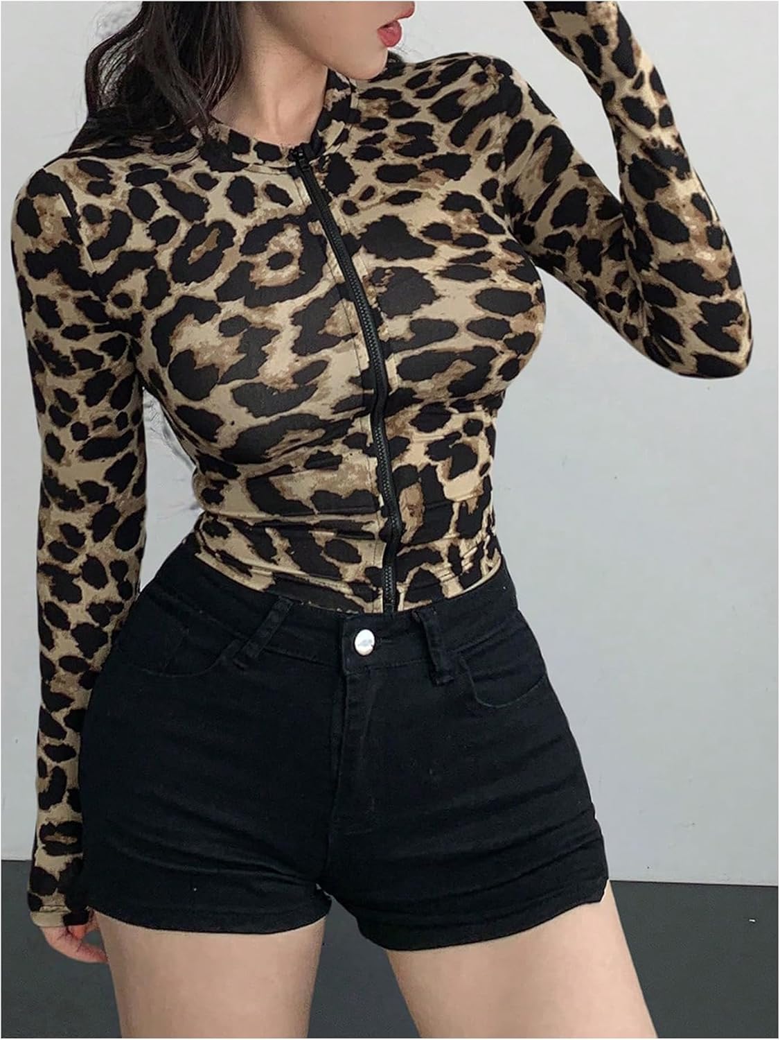 GORGLITTER Women's Leopard Print Workout Cropped Jacket Y2k Zip Up Cheetah Animal Lightweight Fitted Athletic Jackets - Image 5