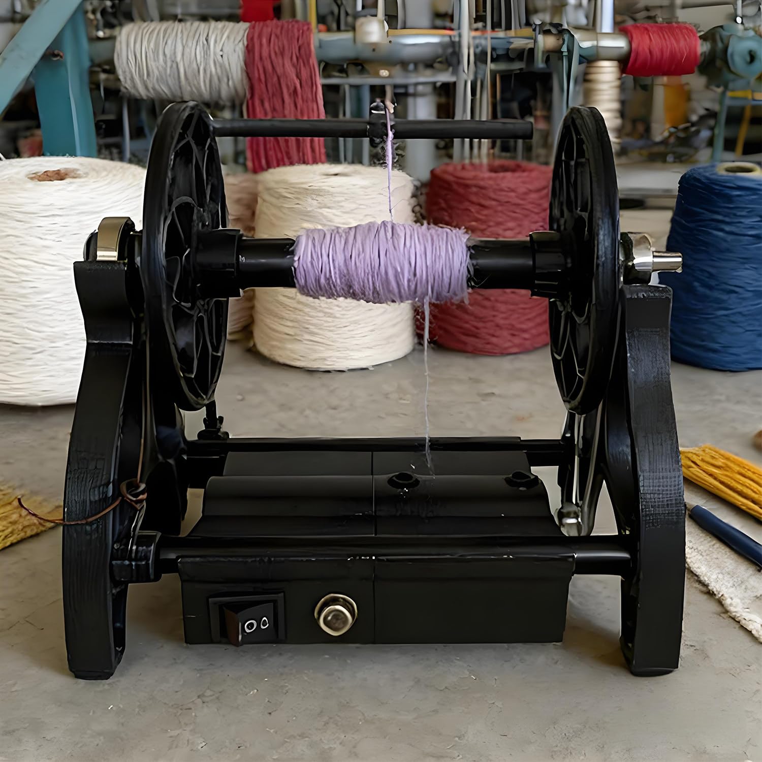 Filatoio Elettrico a Velocità Regolabile, Ruota per Filatura Lana, 800 Giri/Min, Diametro Del Foro Di 12,0 Mm, Con 3 Rocchetti Da 4 Once, Rotazione in Avanti E All'indietro, per Lana, Seta Black