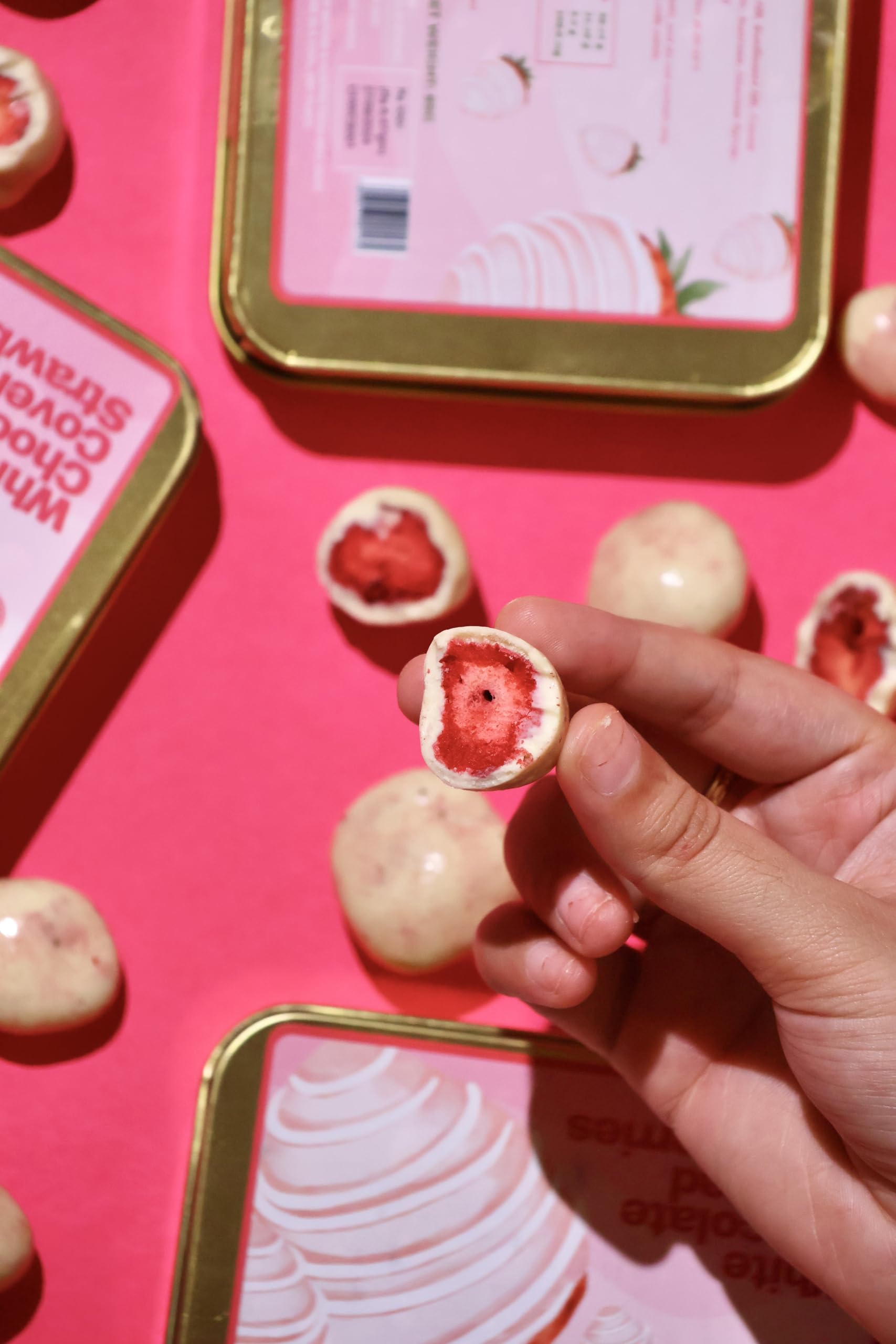 White Chocolate Covered Strawberries | Real Strawberries Dipped in Rich White Chocolate | Crunchy & Sweet Snack | Perfect for Gifting, Sharing & Indulgence | Gluten-Free|Non GMO