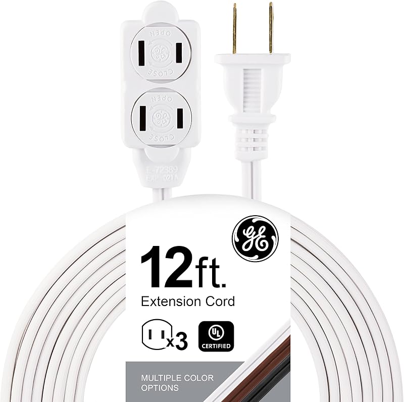 Cable de extensión de 12 pies, regleta de 3 salidas, 2 clavijas, calibre 16 | Tapas de salida de seguridad de giro para cerrar, clasificación para interiores, perfectas para el hogar, la oficina o la cocina, certificación UL, blancas, 51954