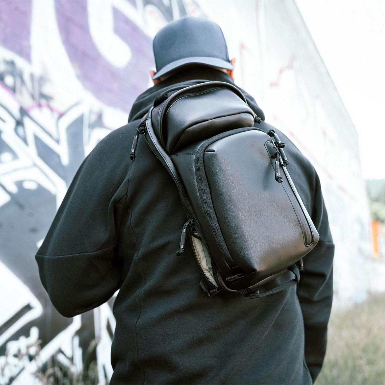 VIKTOS Upscale3 Tactical Casual EDC Leather Slingbag with Padded Shoulder Strap & Ambidextrous Concealed Carry Compartment - Image 6