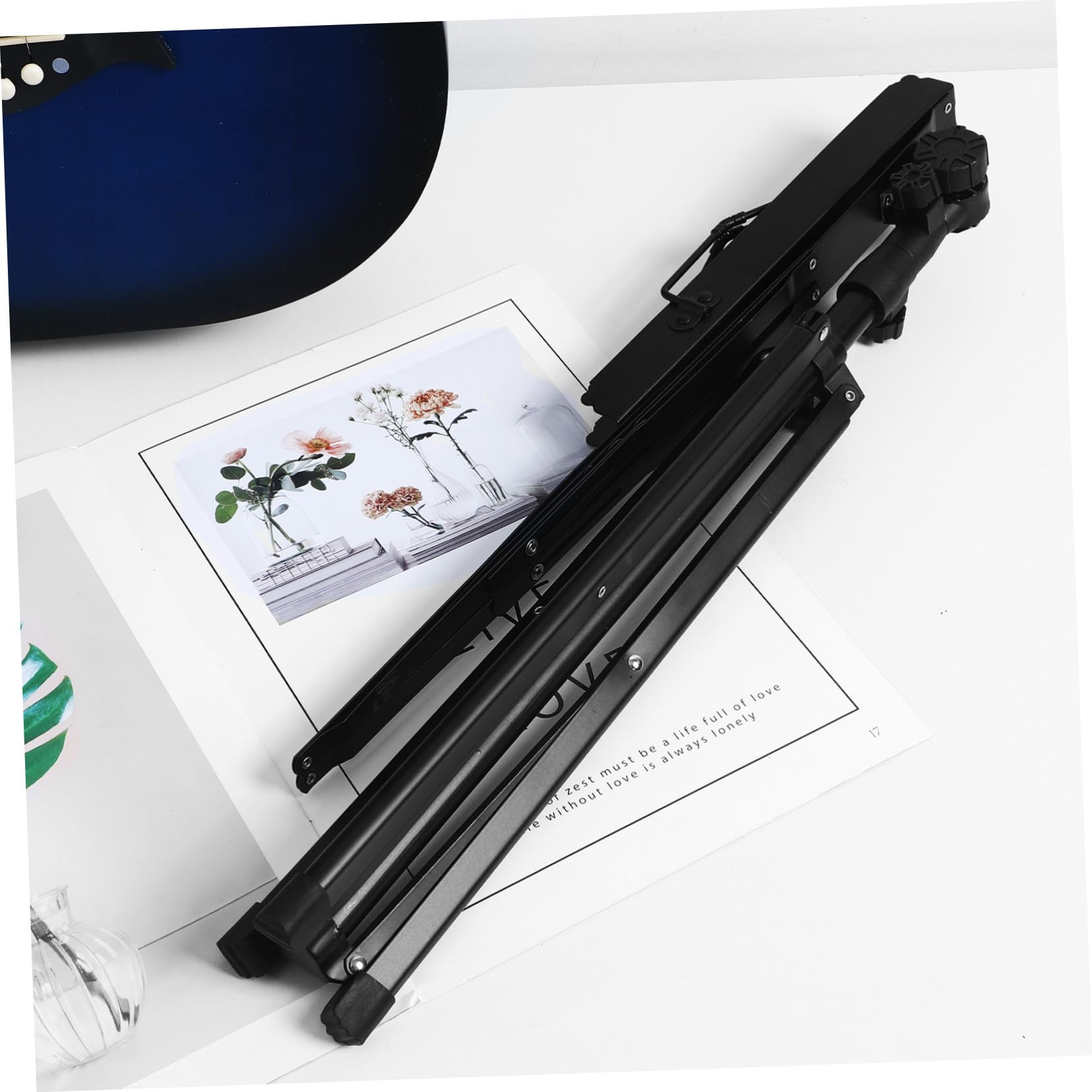 HANABASS Leggio Spartiti Pieghevole Regolabile Base Stabile Supporto Portatile per Spartiti e Libri Musicali Salvaspazio e Robusto per Scuola e Concerti