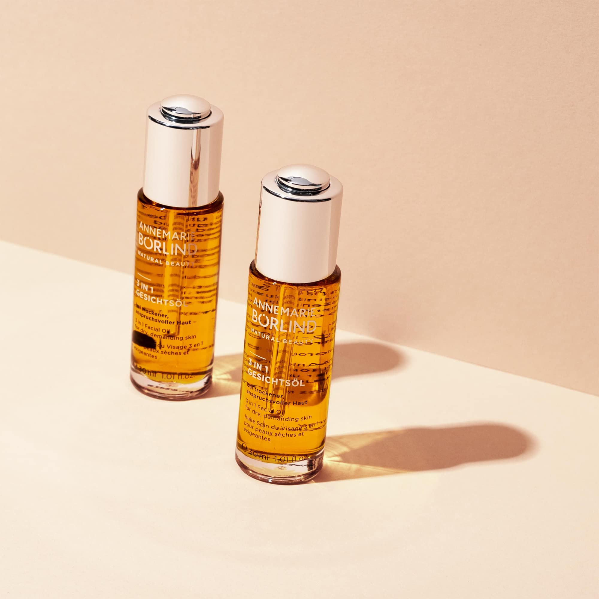 ANNEMARIE BÖRLIND Specjalna pielęgnacja 3 w 1 olejek do twarzy (30 ml) – z naturalnymi olejkami do suchej skóry, szybko się wchłania i nawilża, zapewnia uczucie gładkości skóry, wegański