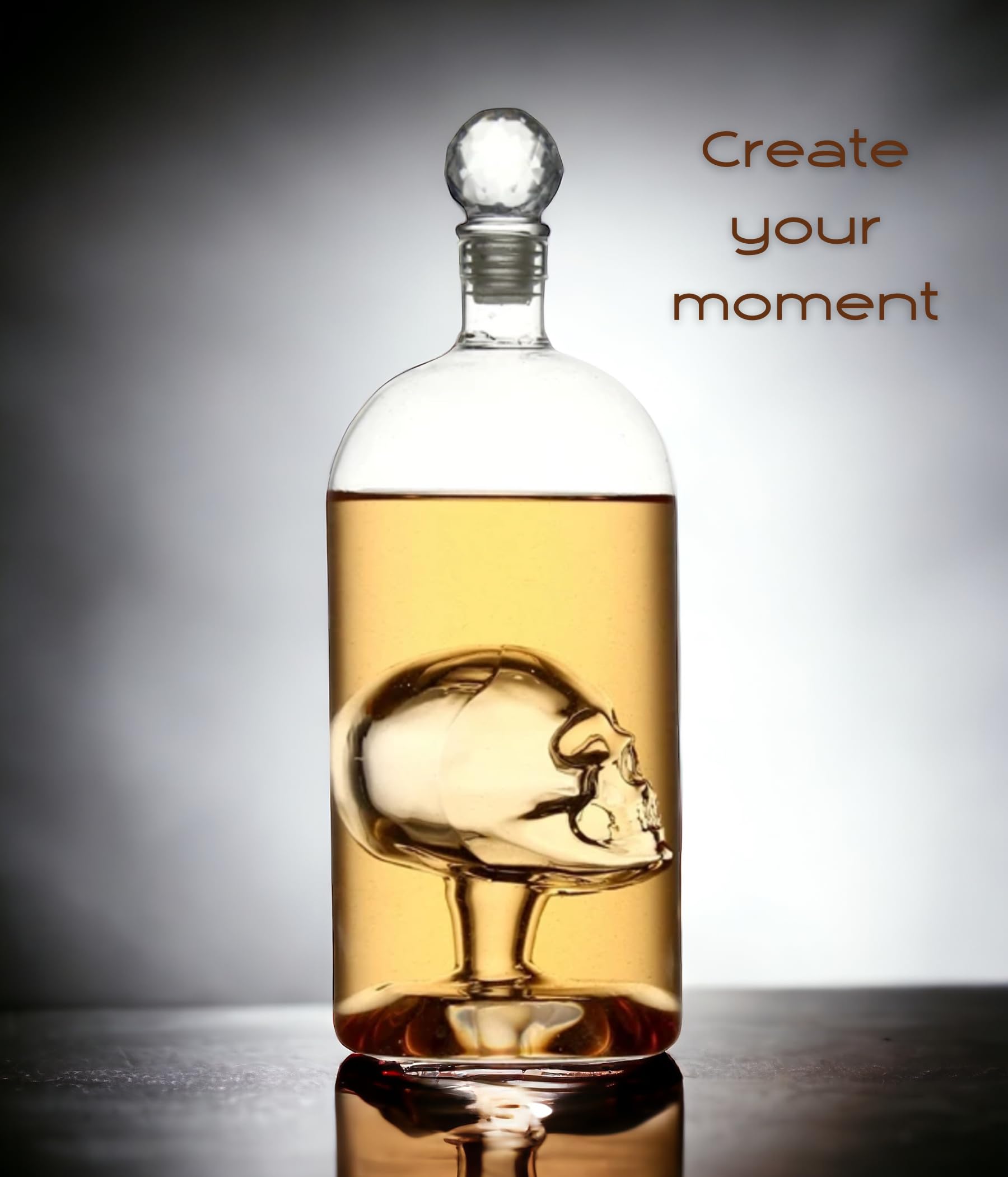 Whisky Skull Karaf 850 ml Set met gravure - Motief: doodskop - 2x gepersonaliseerde whiskyglazen 320 ml, Tumbler - met de hand gemaakt - houten voet - Scotch, Bourbon, Rum - verjaardagscadeau