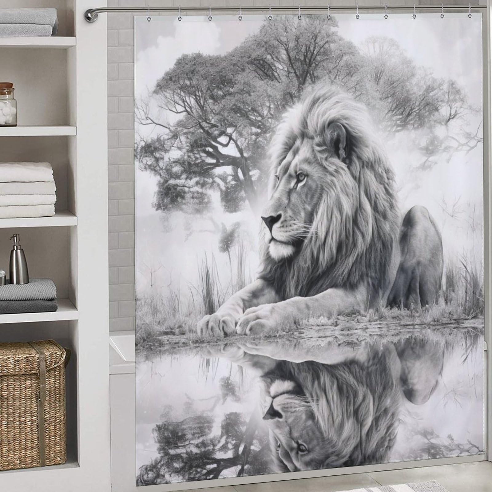 Rideau de douche lion fini le sol mouillé grâce au tissu imperméable 183x183