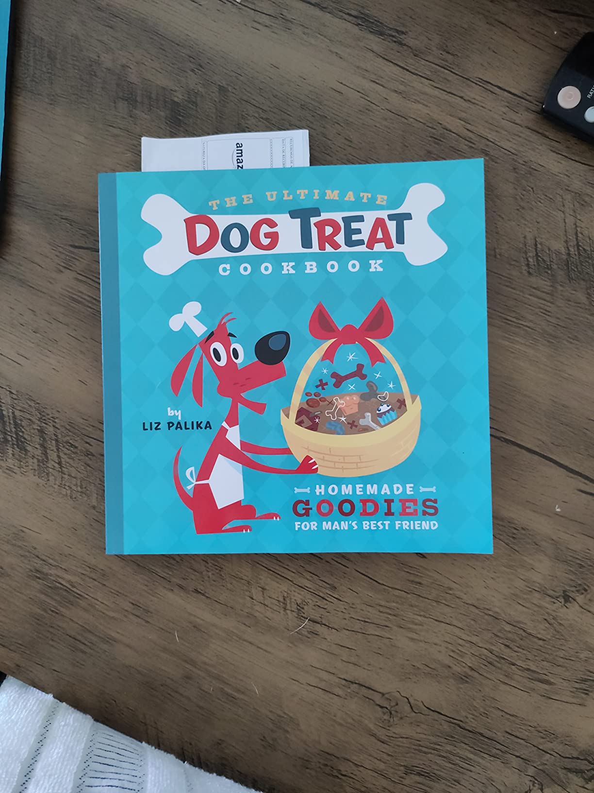 The Ultimate Dog Treat Cookbook: Homemade Goodies for Man's Best Friend ...