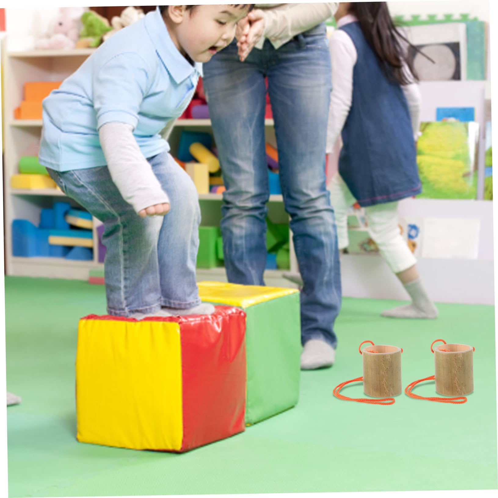 Zancos de Bambú para Entrenamiento Sensorial Tamaño Grande sin Imperfecciones, Juguete Interactivo para Niños y Adultos, Equipo de Equilibrio para Interiores y Color Aleatorio