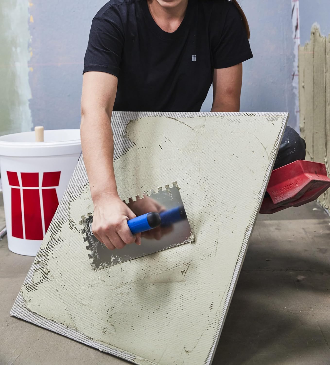 Monoflex - mineralischer & flexibler Fliesenkleber, hohe Ergiebigkeit, geeignet für beheizte & unbeheizte Untergründe, Wand, Boden, Innen- & Außenbereich – 20 kg