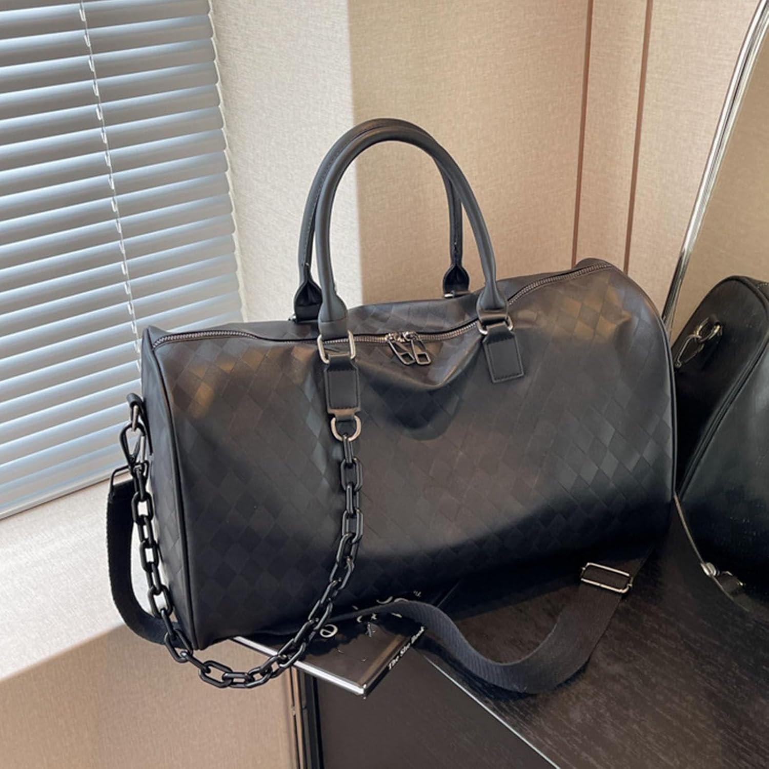 Tote Bag for Women, Gym Bag Large Capacity Travel Bags Fashionable Fitness Bags PU Leather Overnight Handbag