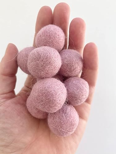 Miniatura 7 de 2.5 cm handmade felt balls - Bulk Quantity 50 - Retro Christmas Colors Red, Turquoise, Lime, Dark Green, Baby Pink, White - 100% Wool Poms for