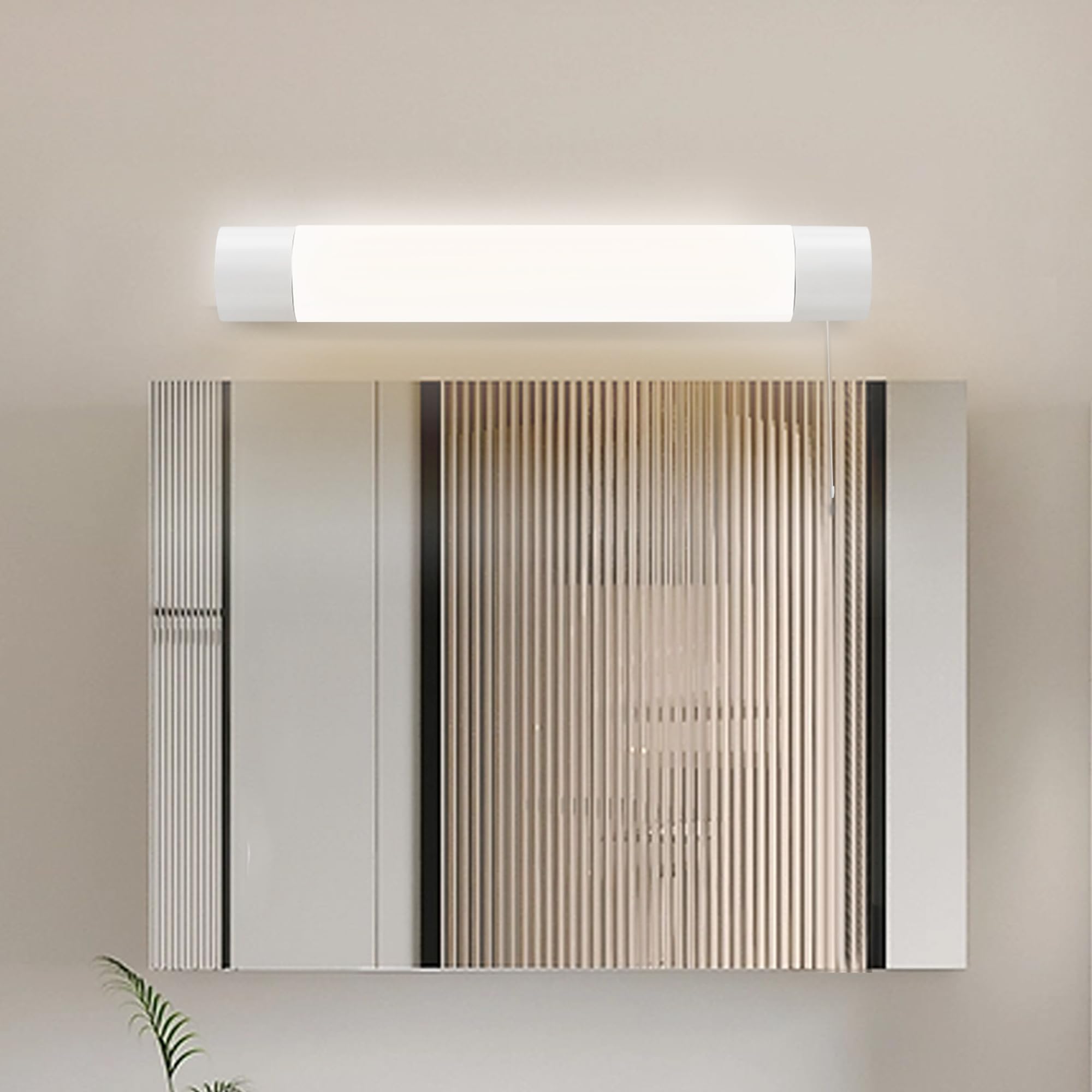 IMVSINCERE 12W Applique Salle de Bain Avec Interrupteur,IP44 54CM lumiere avec prise,4000K 1200LM Applique Led Salle de Bain avec prise de rasoir (54CM)