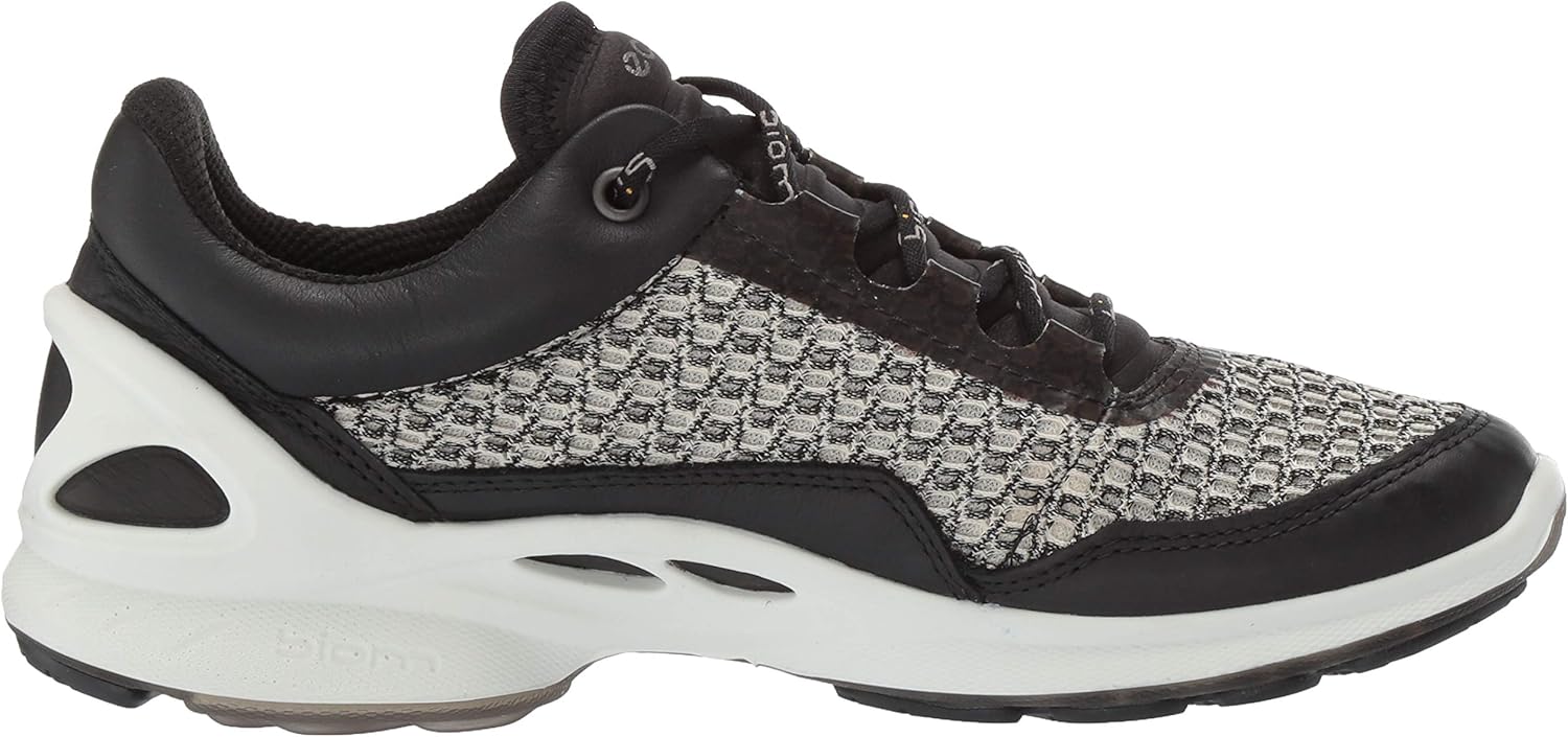 ECCO - Womens BIOM Fjuel Mesh Athletic Sneaker 6-6.5 Black/White