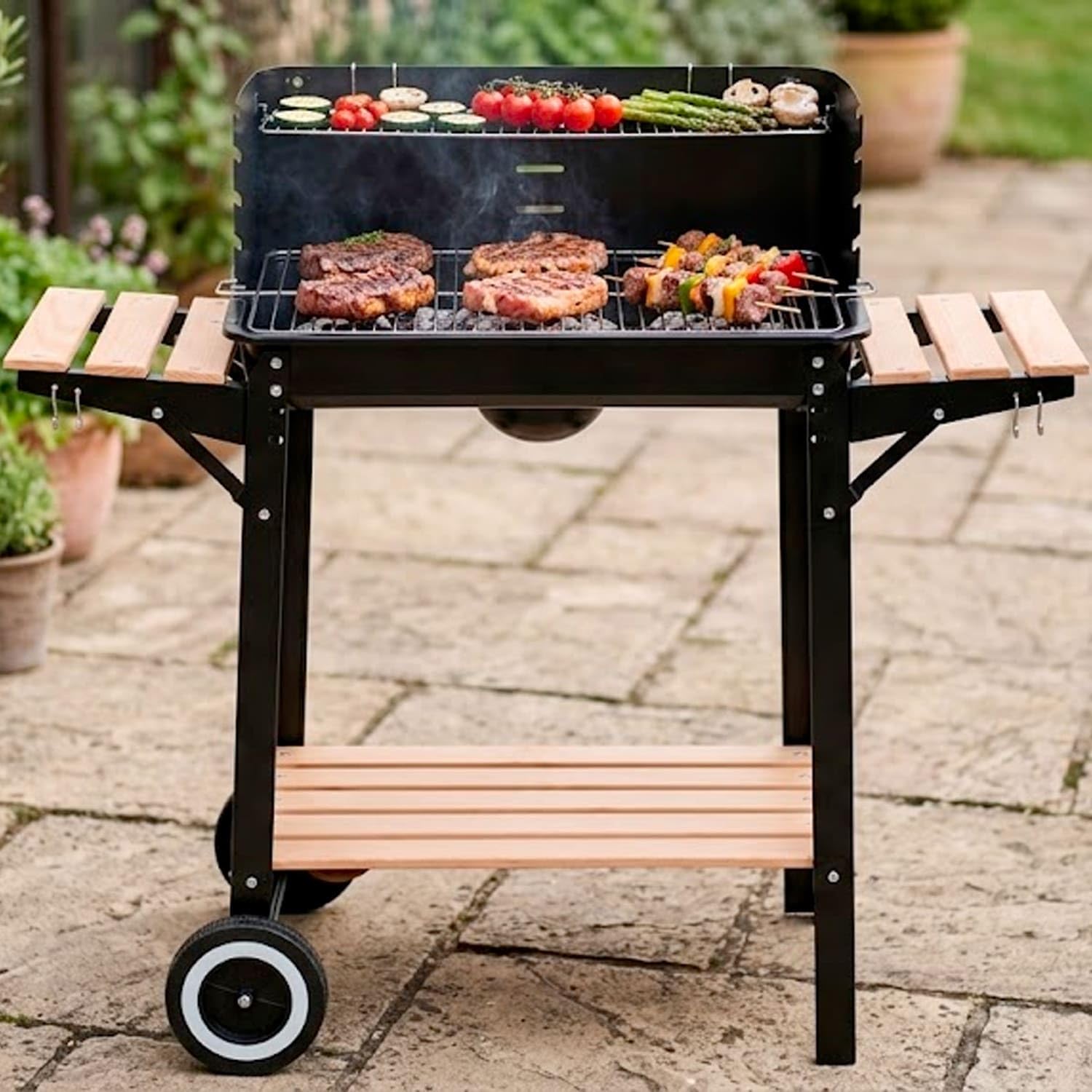 Barbecue A Carbone Con Paravento BBQ Antivento E Griglia Ripiani Laterali In Legno Ganci Per Utensili Ruote Per Facile Trasporto Perfetto Per Giardino E Campeggio 94 x 40 x 84 Cm Nero