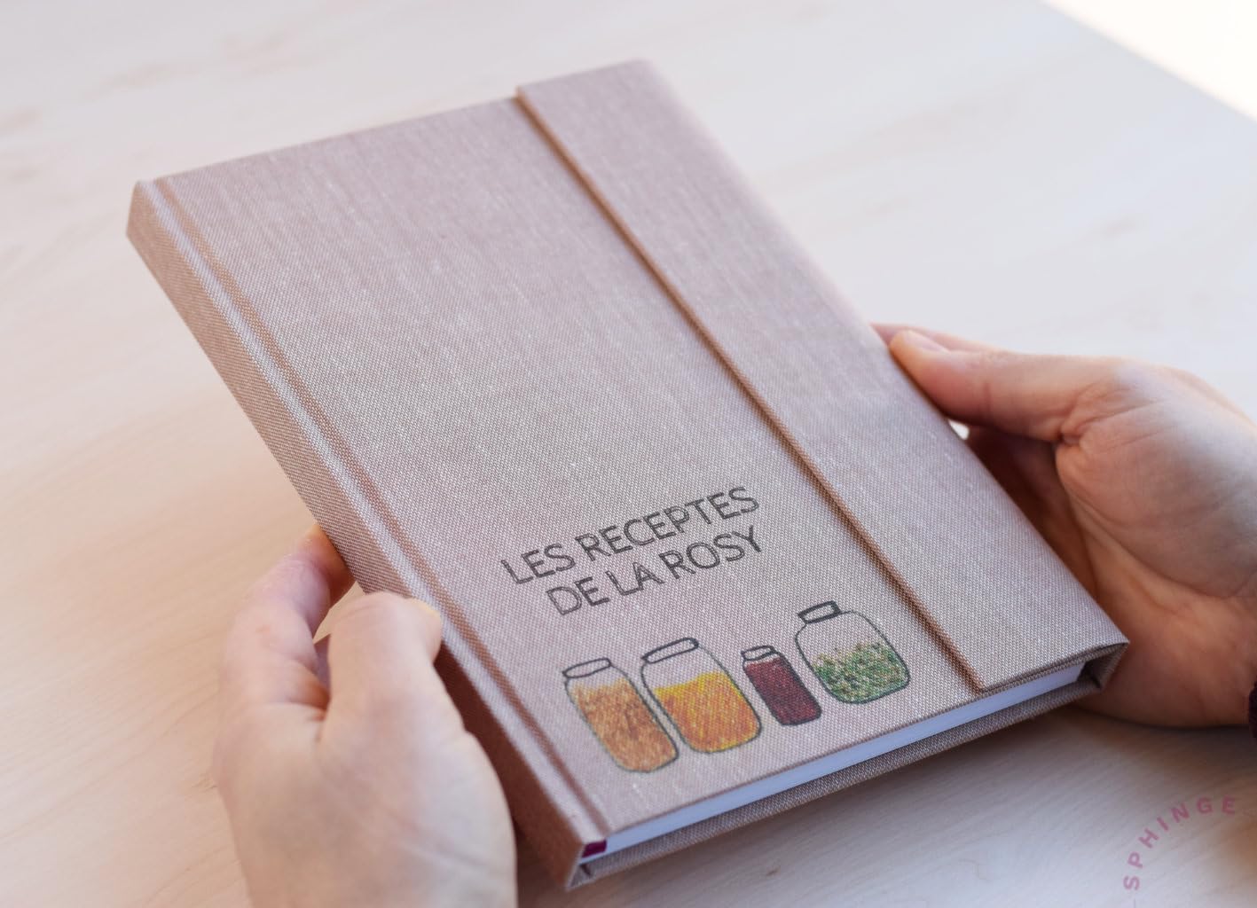 Sphinge Recetario en blanco personalizado con tu nombre 15x21 | Libro de cocina para escribir 90 recetas con índice | Castellano català português | Tapa dura de tela A5 | SIN cuchara