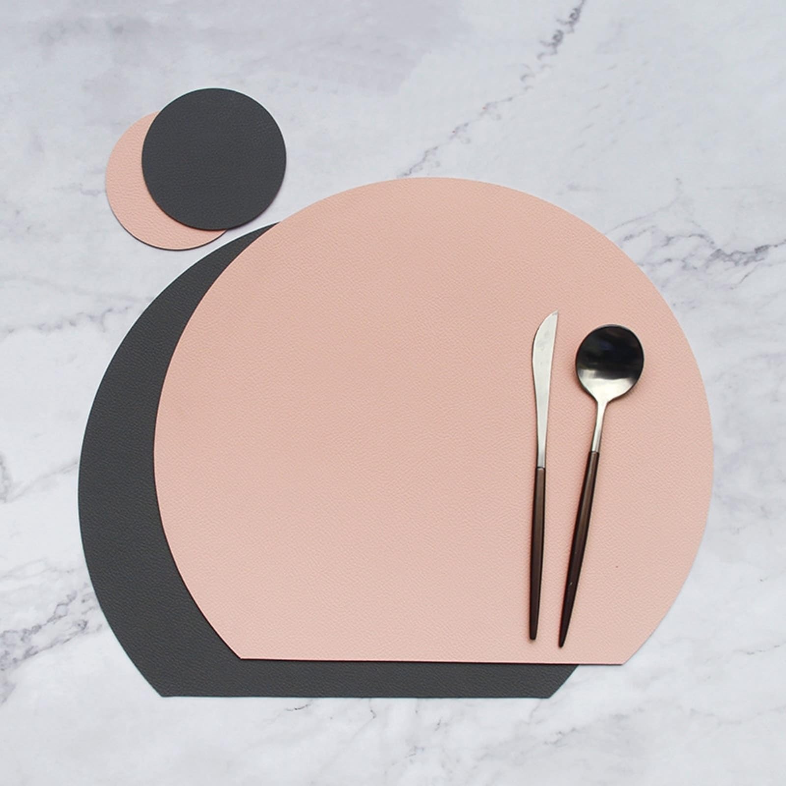 Sets de table réversibles anti-tache gris foncé pour salle à manger