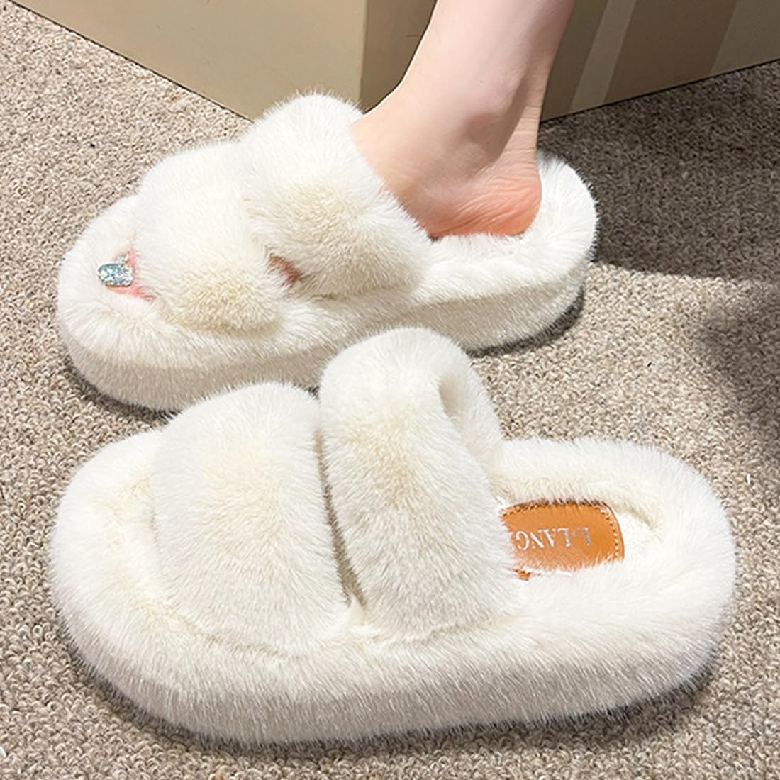 Harssidanzar Donne Fuzzy Comfy Faux Fur House pantofole scarpe,diapositive pelose,Slip On Slipper per le donne KL505EU