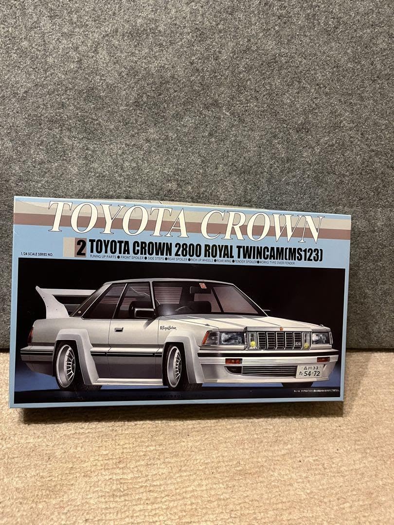 Amazon.co.jp: フジミ トヨタ クラウン 2800 ロイヤルツインカム