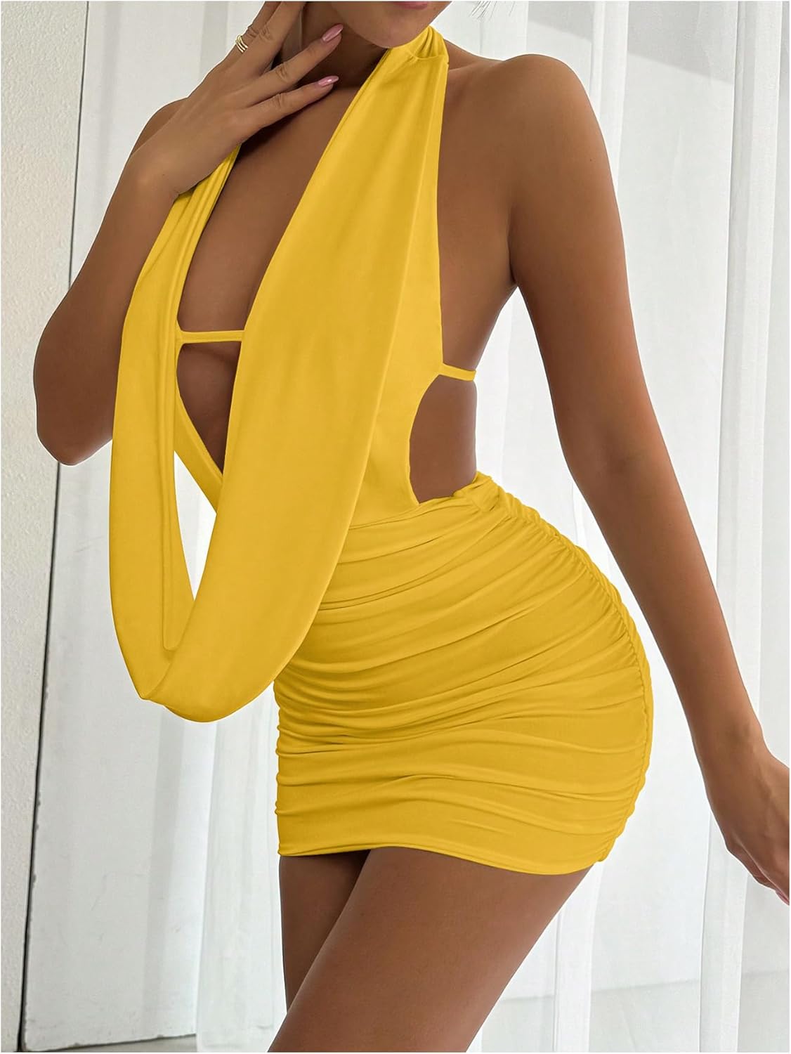 SOLY HUX Women's Sexy Deep V Neck Halter Bodycon Mini Dress Sleeveless Party Club Dresses