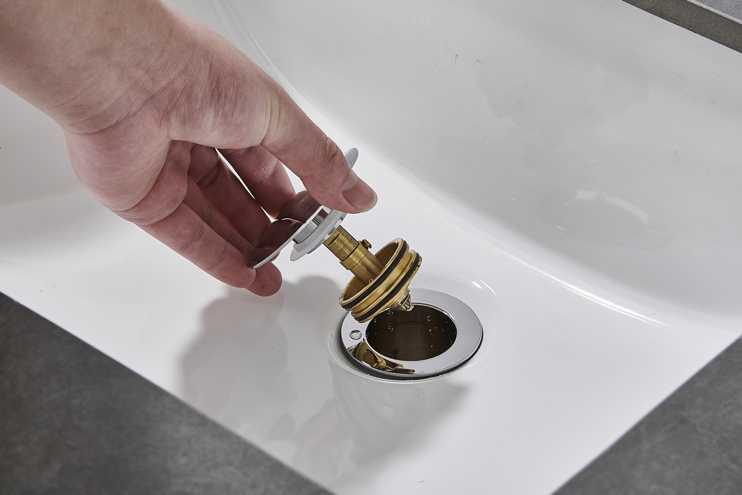 AVSIILE Siphon d'évier de salle de bain chromé avec trop-plein pour trou d'évier de 4,1 à 4,8 cm, entièrement en laiton antirouille et acier inoxydable 304
