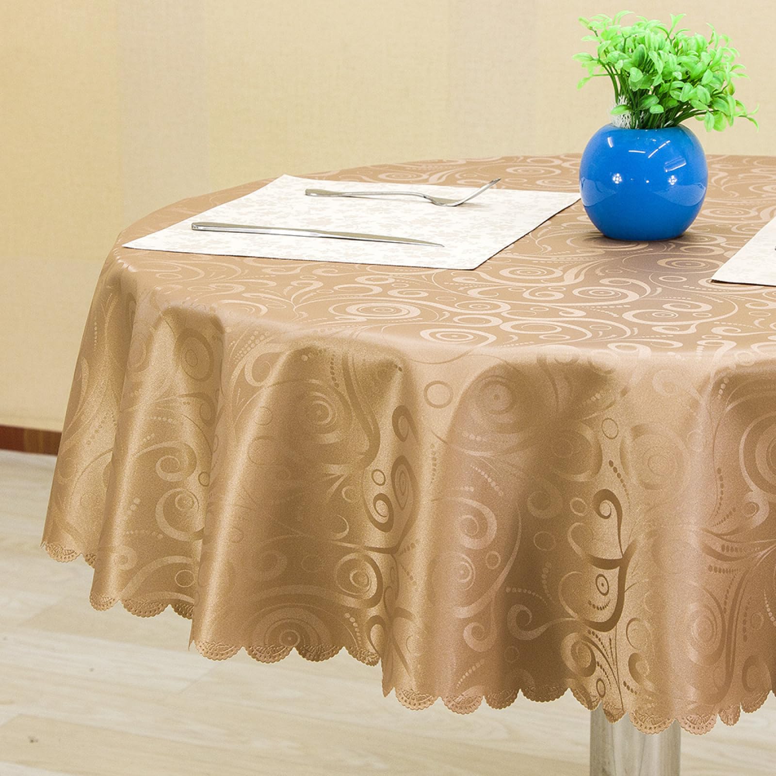 Nappe infroissable ronde marron 220cm : finis les plis et les taches de vin
