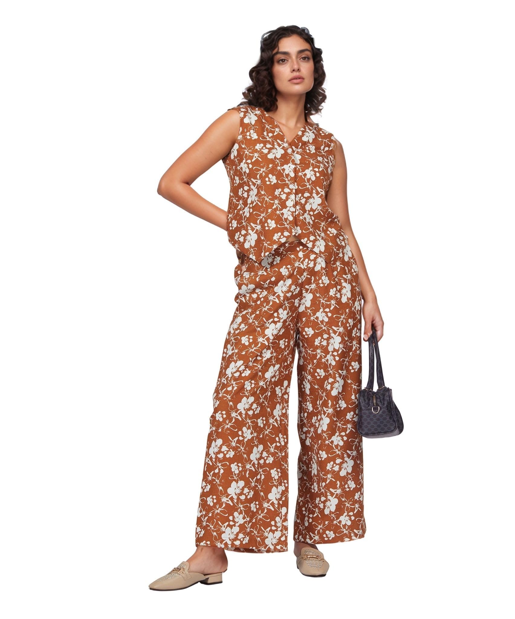 Fashfun Women's Mustard & White Floral Printed Linen Waist-Coat Co-ord Set-image-19