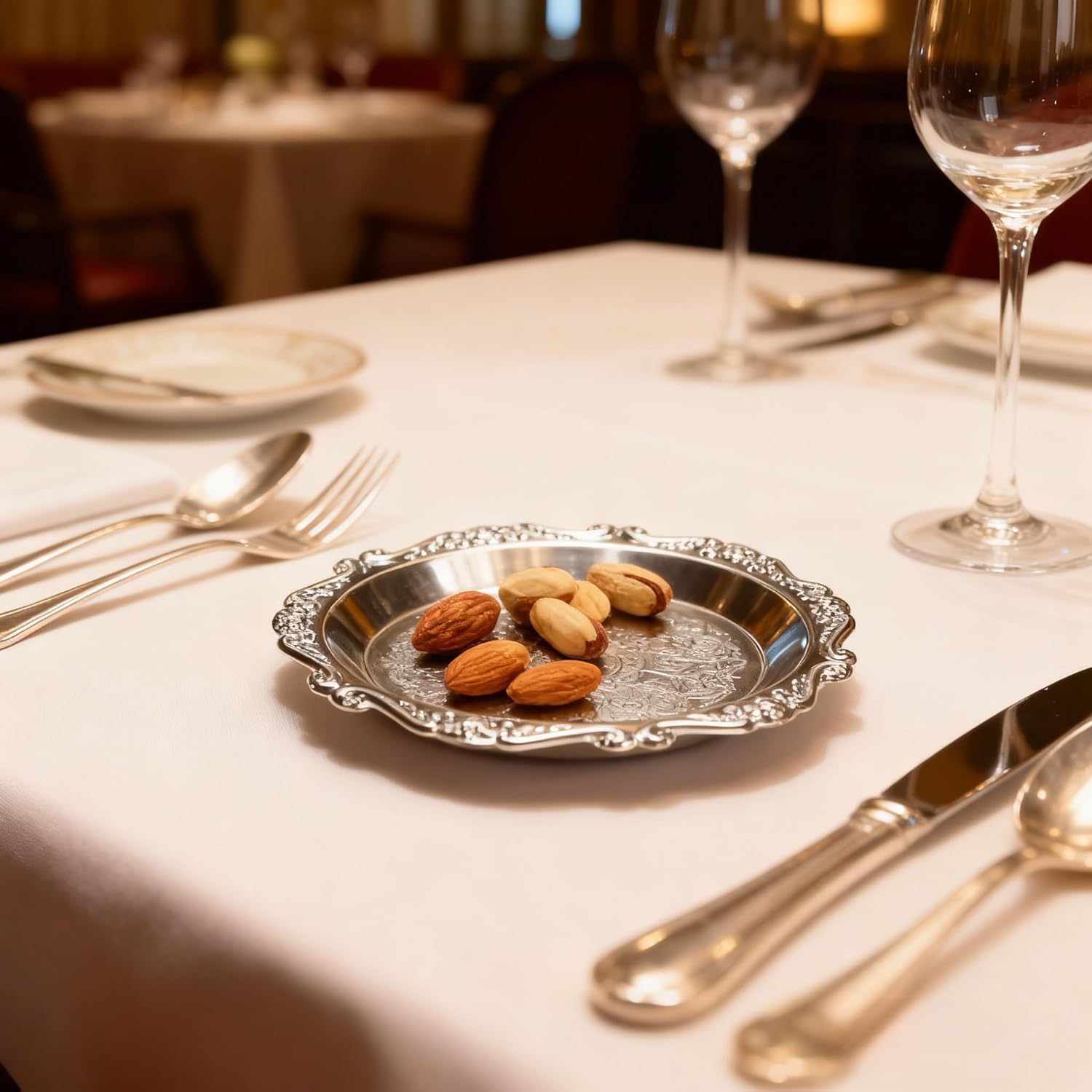 6Pcs Snack Serving Dishes, Vintage Metal Appetizer Plates, 4-Inch Silver Trays for Fruits Nuts Candy Party Use