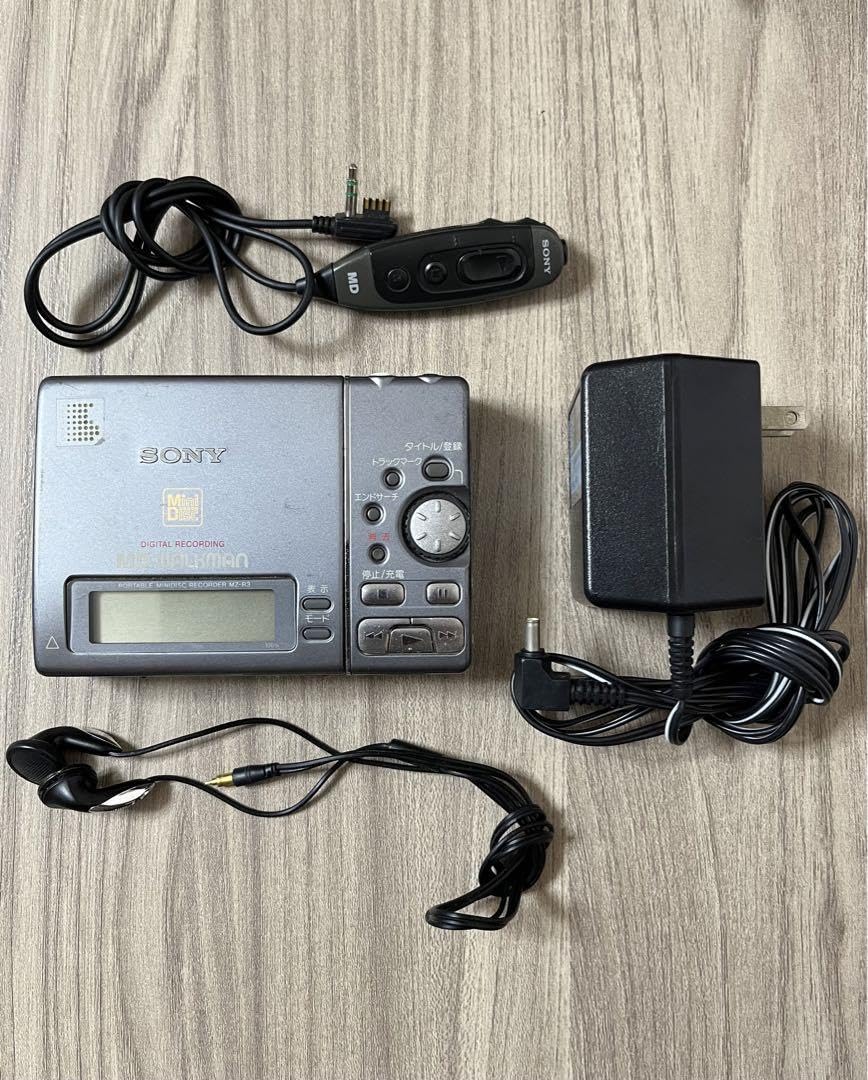 Amazon.co.jp: ・ MD WALKMAN MZーR3動作 SIX2 : 家電＆カメラ