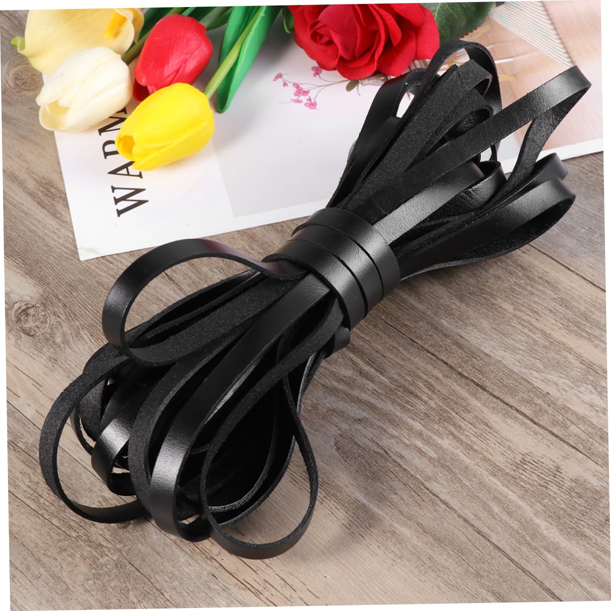 Lurrose Cordino di Cuoio Piatto da Metri in Vera Pelle di Vacchetta Corda per Creazioni di Gioielli Accessori Fai da Te per Bracciali e Collane Nero