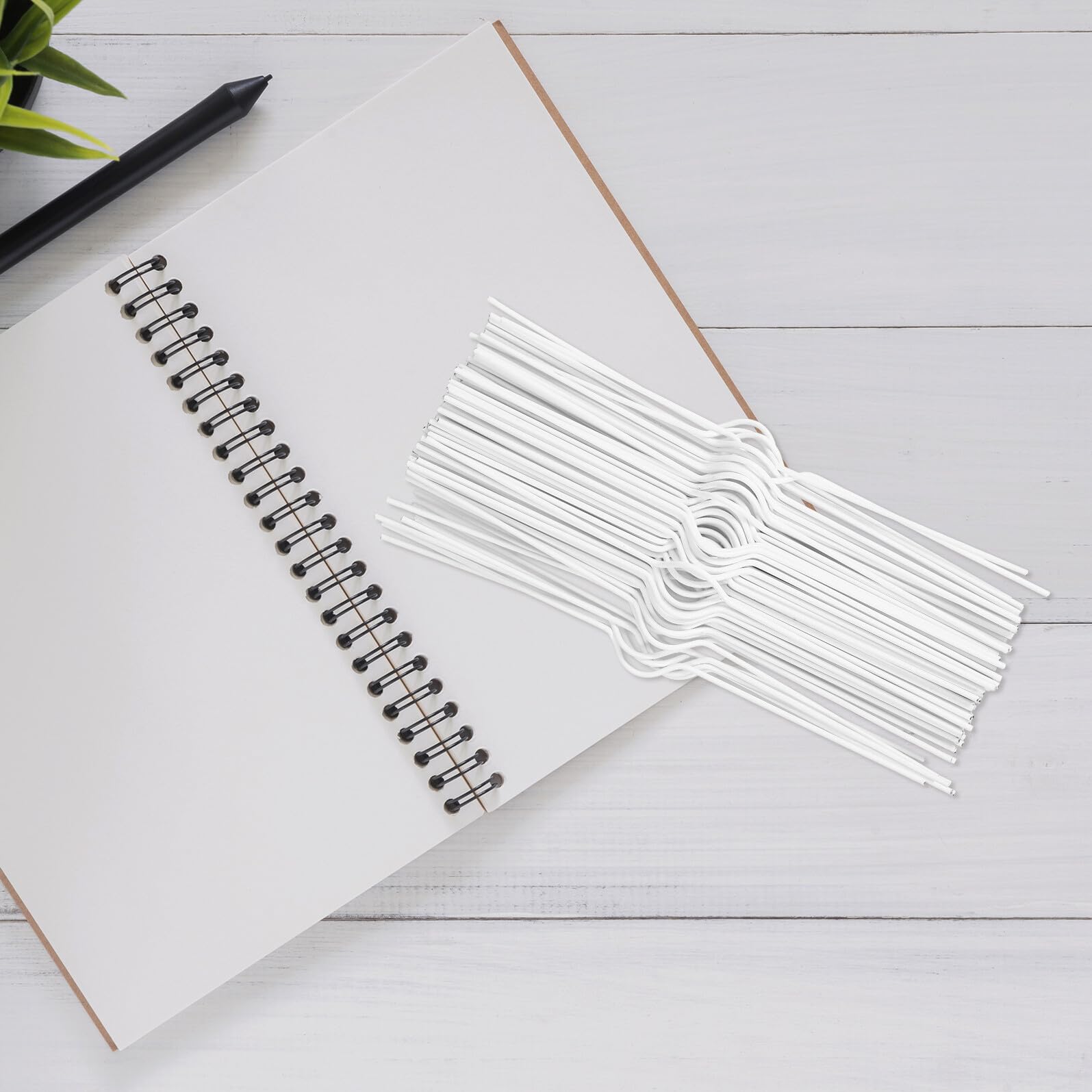 Alipis 100 Ganchos De Encuadernación Con Anclaje De Cordón Para Colgar Calendarios Ideales Para El Aula También Disponibles En Color