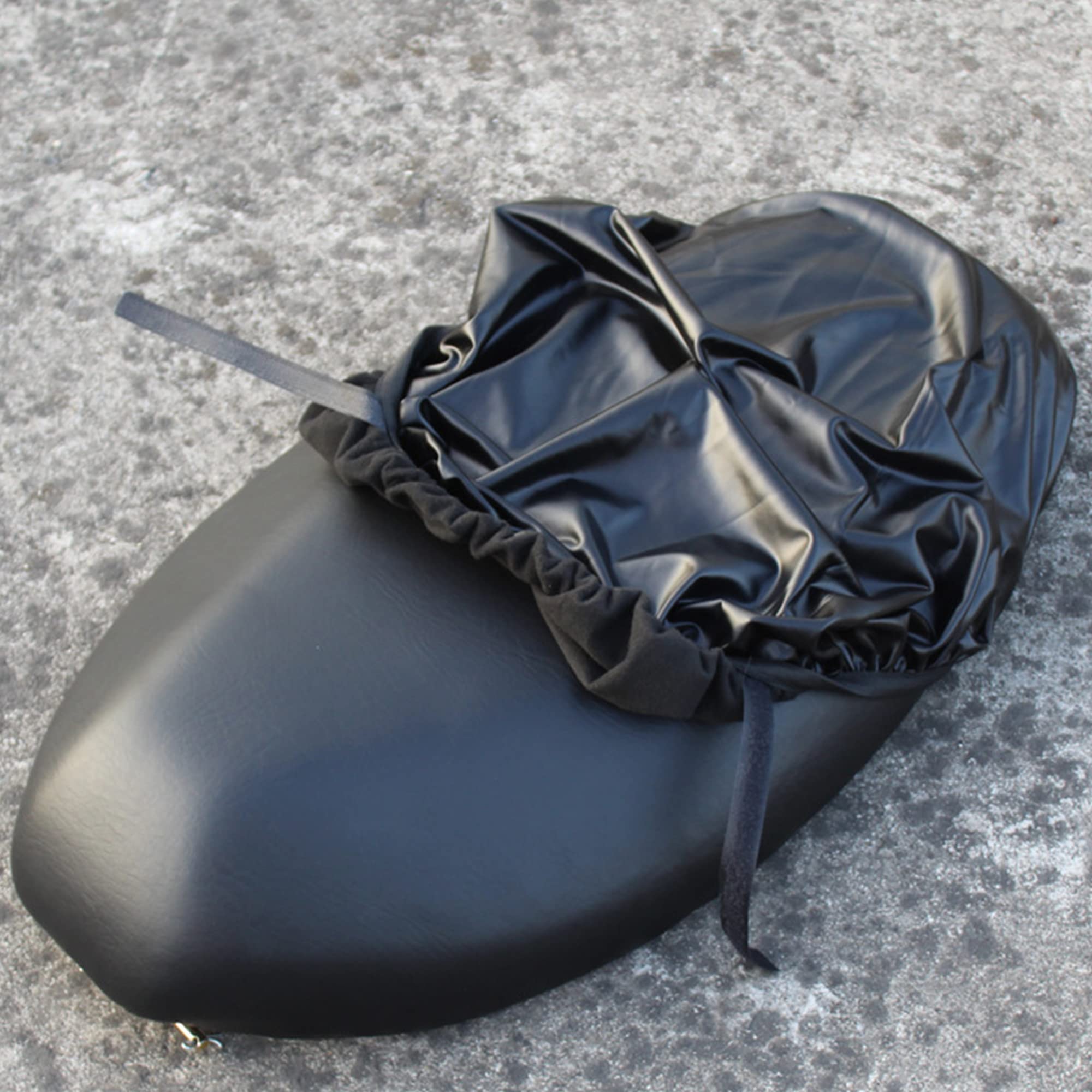 Paidaxin Couvre Selle Housse de Moto Cuir Imperméable Housse Selle Moto Protège-siège de Moto Couvre-Selle Housse de Siège Floquée Universelle avec Bande Élastique pour Motos véhicules électriques Paidaxin Couvre Selle Housse de Moto Cuir Imperméable Housse Selle Moto Protège-siège de Moto Couvre-Selle Housse de Siège Floquée Universelle avec Bande Élastique pour Motos véhicules électriques