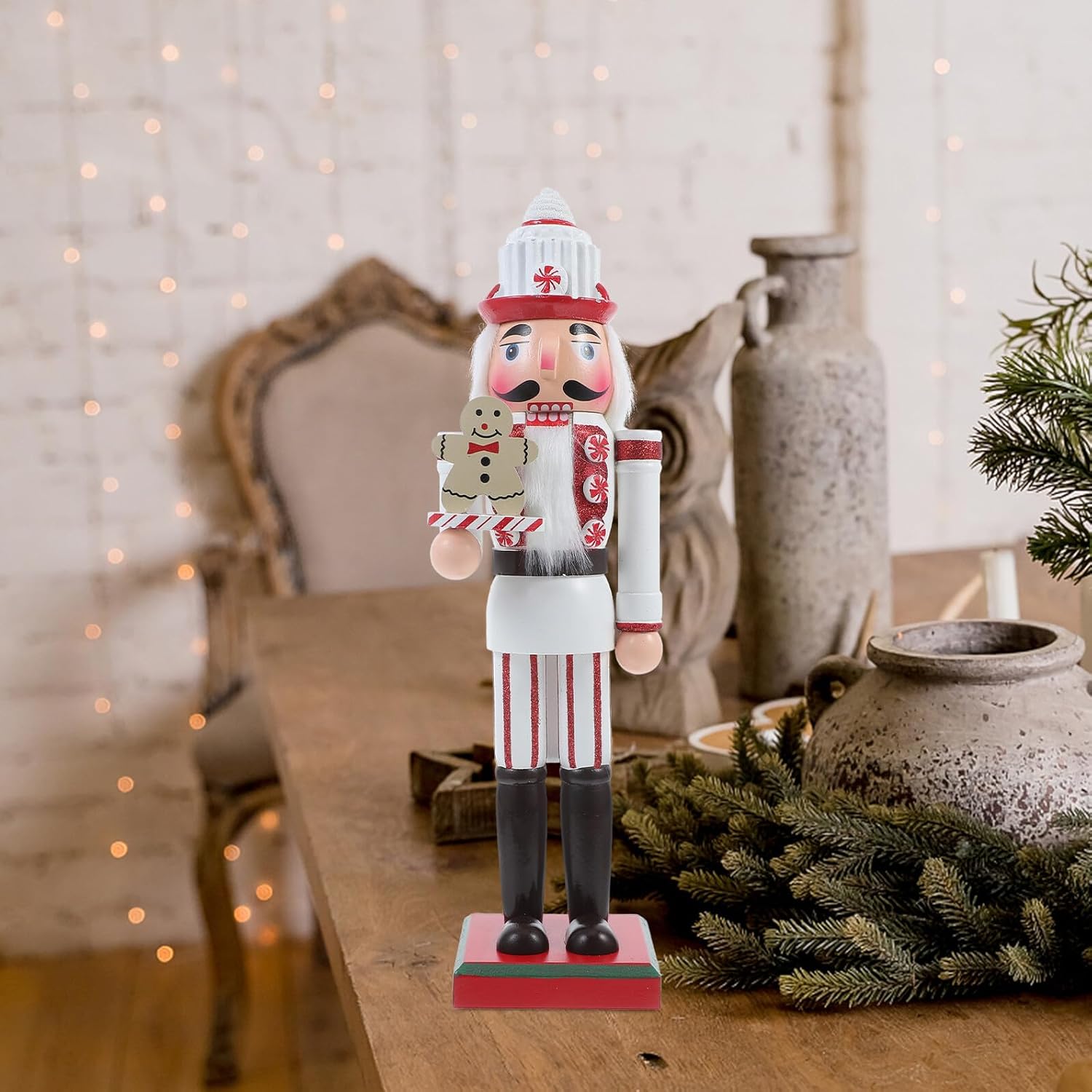 Wooden Christmas Nutcracker Figurine Xmas Nutcracker Ornament Traditional Holiday Decoration for Home Tabletop Seasonal Décor