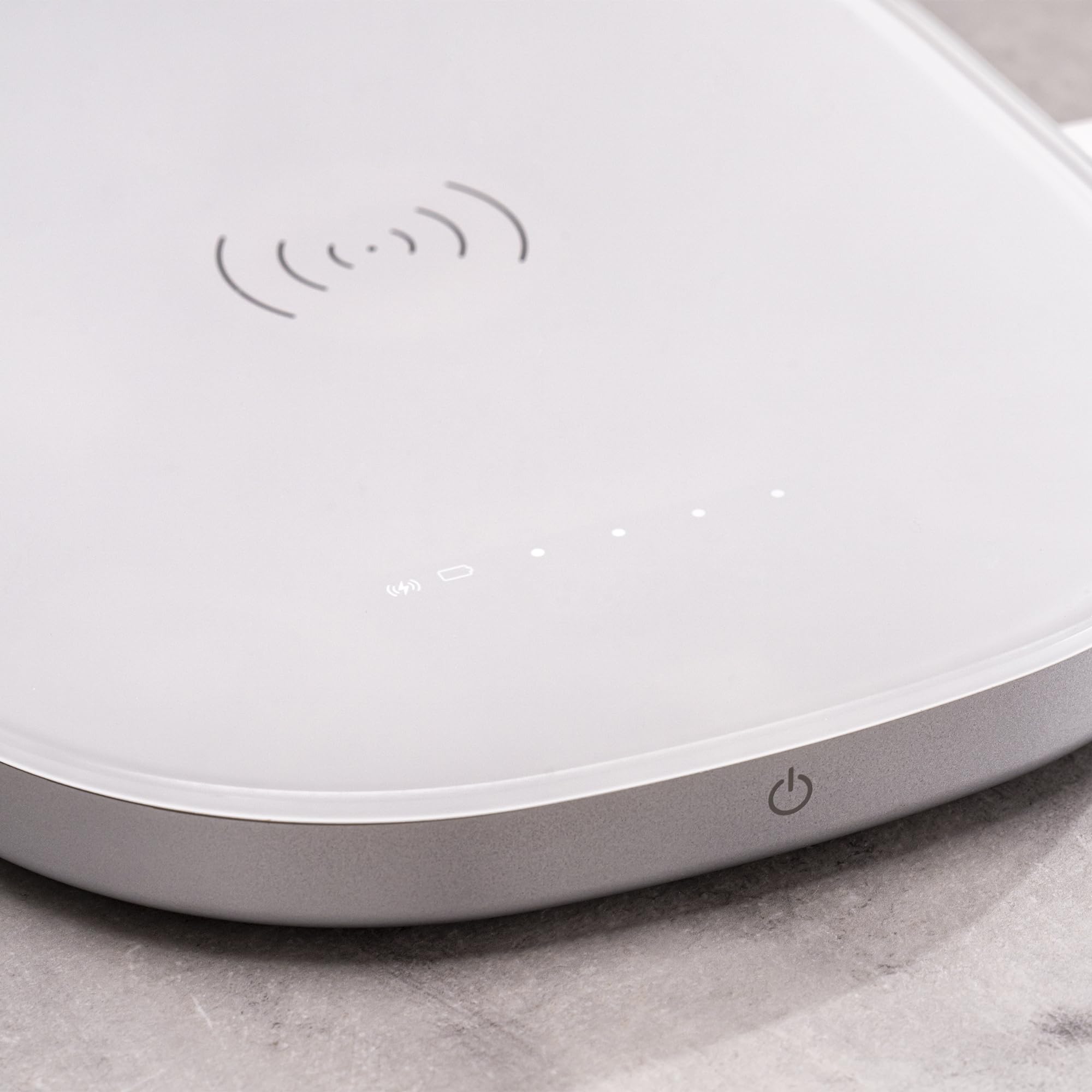 ZWILLING Enfinigy - Báscula digital 2 en 1 para cocina, estación de carga inalámbrica, peso máximo de 22 libras, gramos y onzas, precisión de 0.1 gramo, color blanco