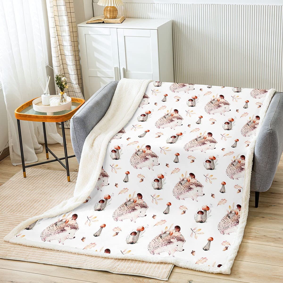 Kids Hedgehog Throw Blanket Kawaii Hedgehogs Mushroom Print Sherpa Blanket for Bed Sofa Boys Girls Cartoon Wild Animal Fleece Blanket Soft Nature Warm Fuzzy Blanket Single 50x60 Inch
