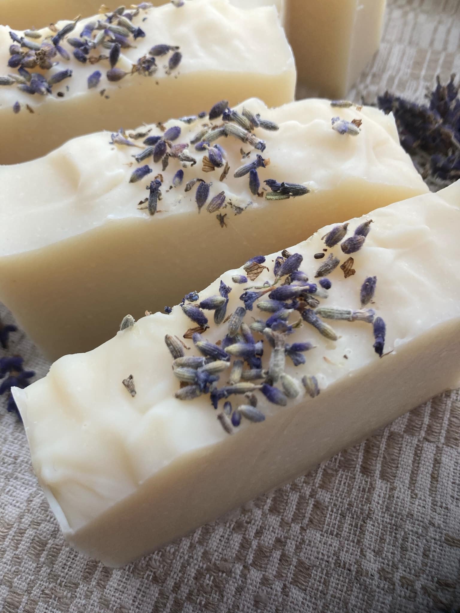 Lavender Tallow Soap/Pure/Old Fashioned Soap/Handcrafted/Natural/Gift for Flower Lovers/Floral Soap/Luxurious Lavender Soap/Bathroom Soap - Image 4