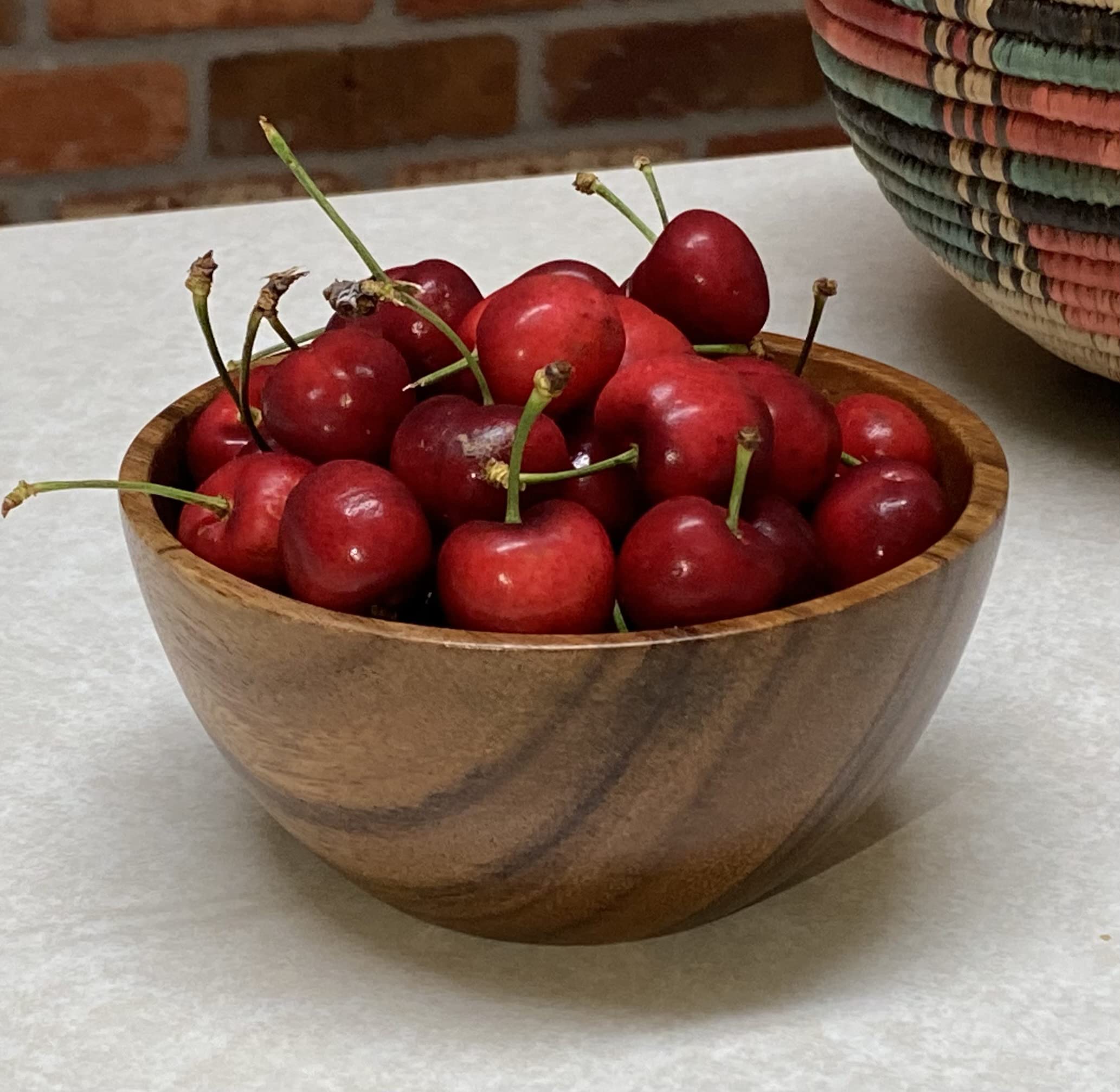 Juego de 4 cuencos de madera de acacia, pequeños de 5 pulgadas de diámetro x 2.5 pulgadas de alto, hechos a mano para servir salsas, ensaladas pequeñas, diseño natural rústico, cuencos