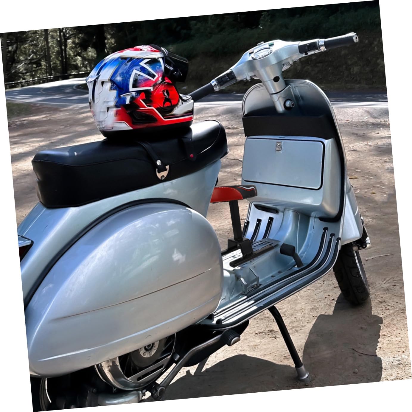 Healvian Seggiolino Anteriore per Ragazzo Ragazza Compatibile Bici Elettriche in Spugna e Acciaio Carbonio, Sedile Sicuro per Monopattino Elettrico e Biciclette Colore Casuale