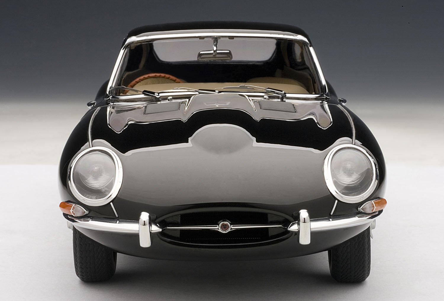 Amazon | AUTOart 1/18 ジャガー Eタイプ クーペ シリーズI 3.8