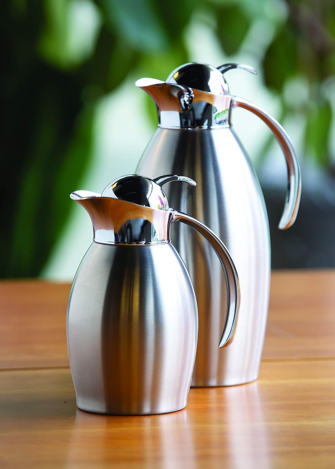 Service Ideas NIC10BSPB Nicollet Series, Vacuum Insulated Carafe, Stainless Vacuum, 33.8 Ounce, Brushed with Polished Accents