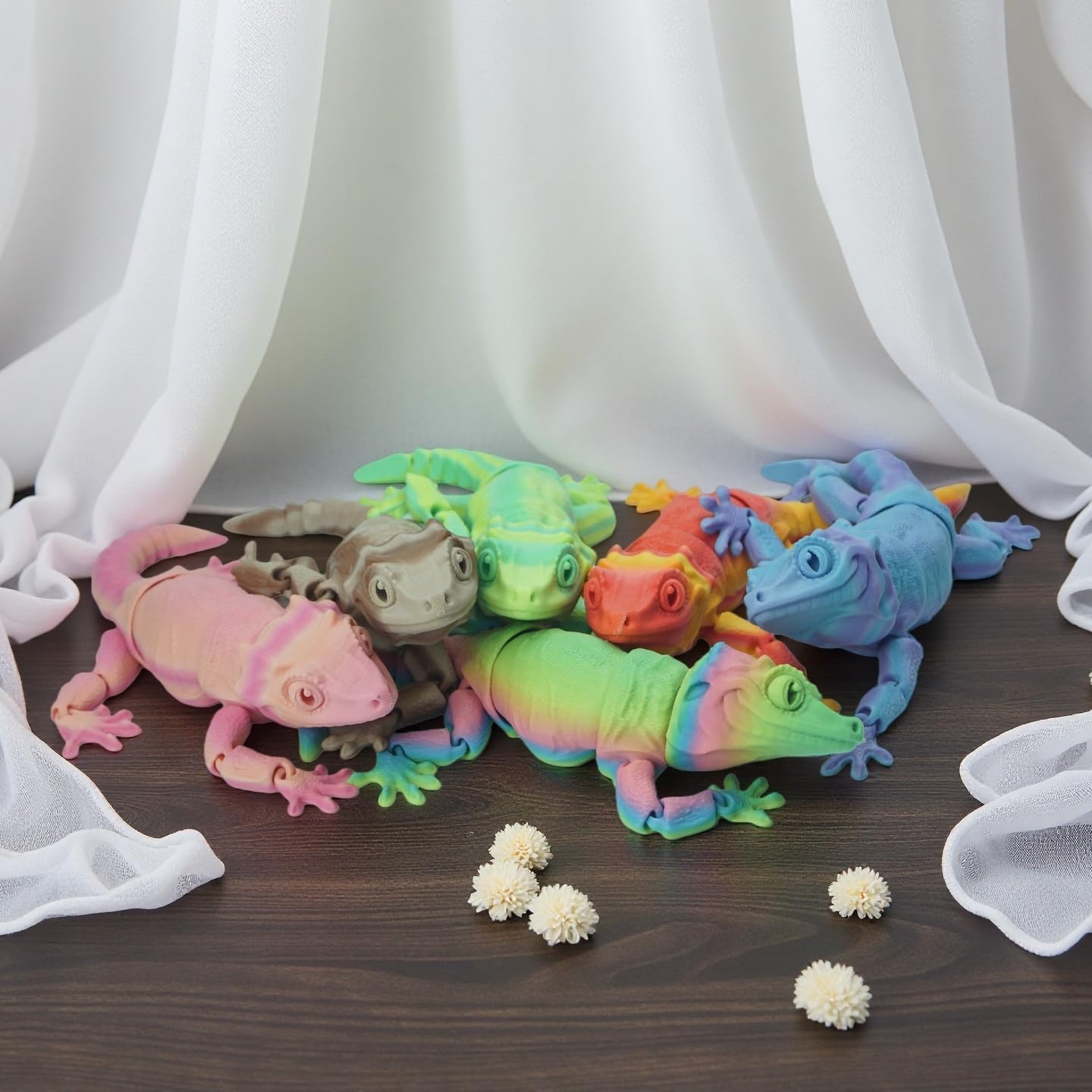 3D Printed Articulated Gecko/Lizard Figurine, Poseable Joints, Home/Office Decor, Animal Collectible, Multi-Color Options with Bi-Color Gradients (Gradient Green-Yellow) - Image 9