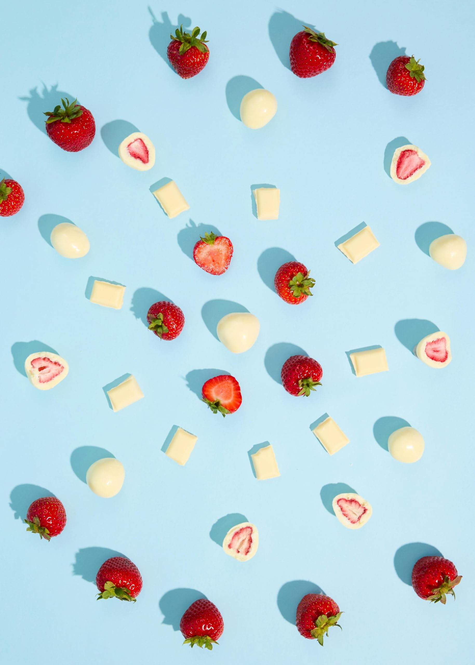 KoRo - Fragole liofilizzate al cioccolato bianco 1 kg - Il cioccolato incontra la frutta - Spuntino ideale - Croccanti e golose
