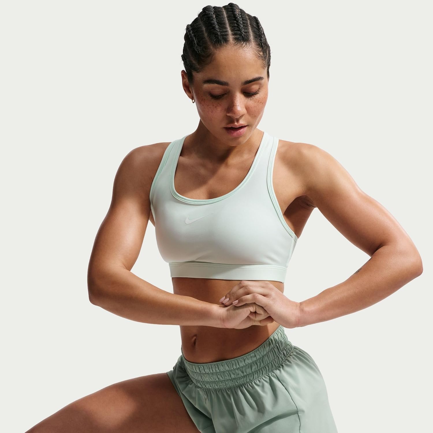 Nike Women's Swoosh Sports Bra (Medium Support)