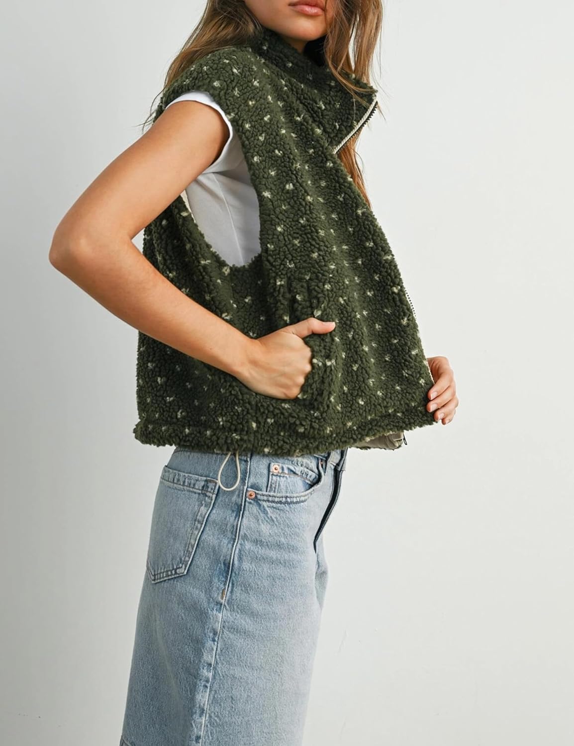 Fuzzy Fleece Vest Women Casual Sleeveless Polka Dots Sherpa Jacket Trendy Gilet Winter Outerwear with Pockets