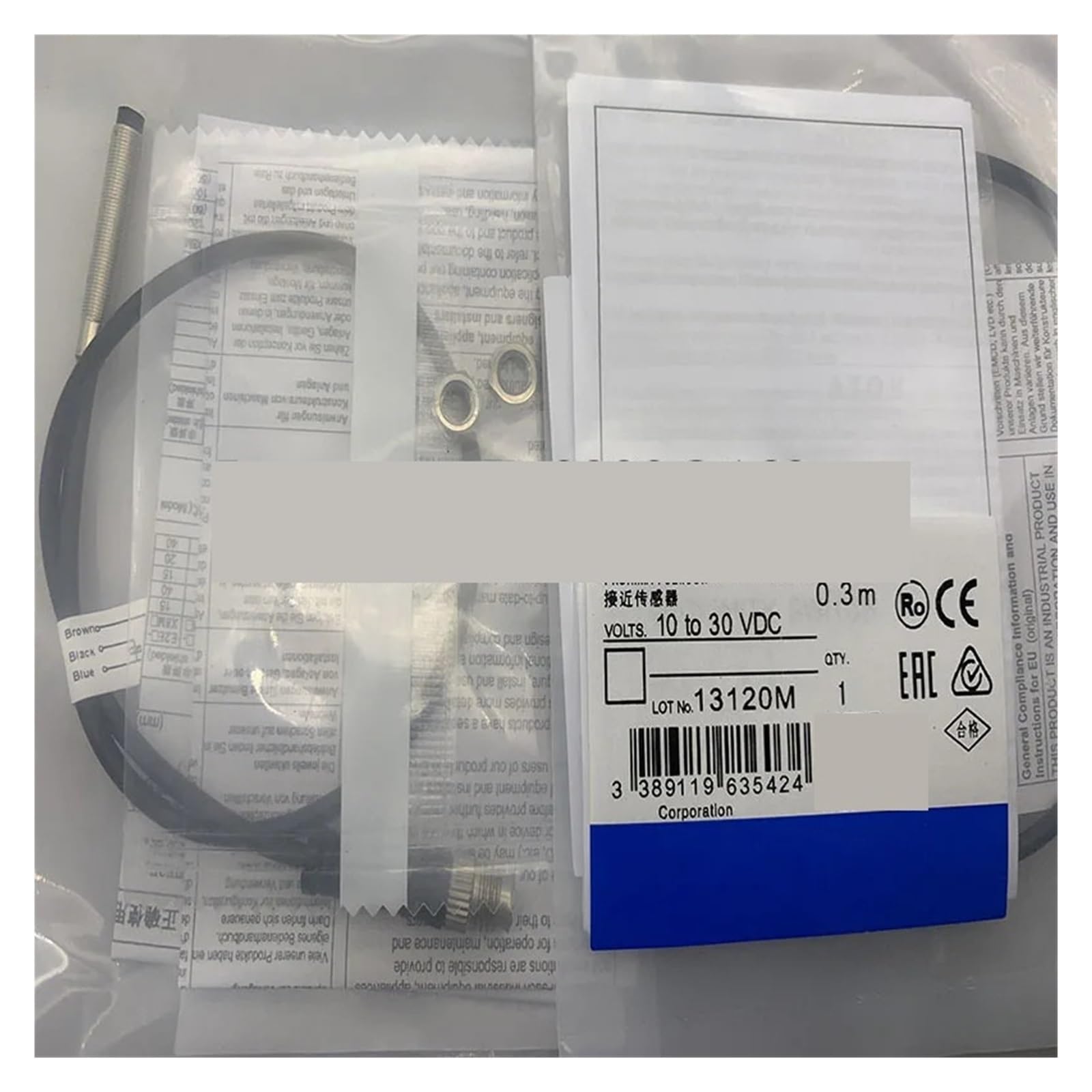 Capteur E2E-X8C118 pour sécuriser les convoyeurs de tri automatique